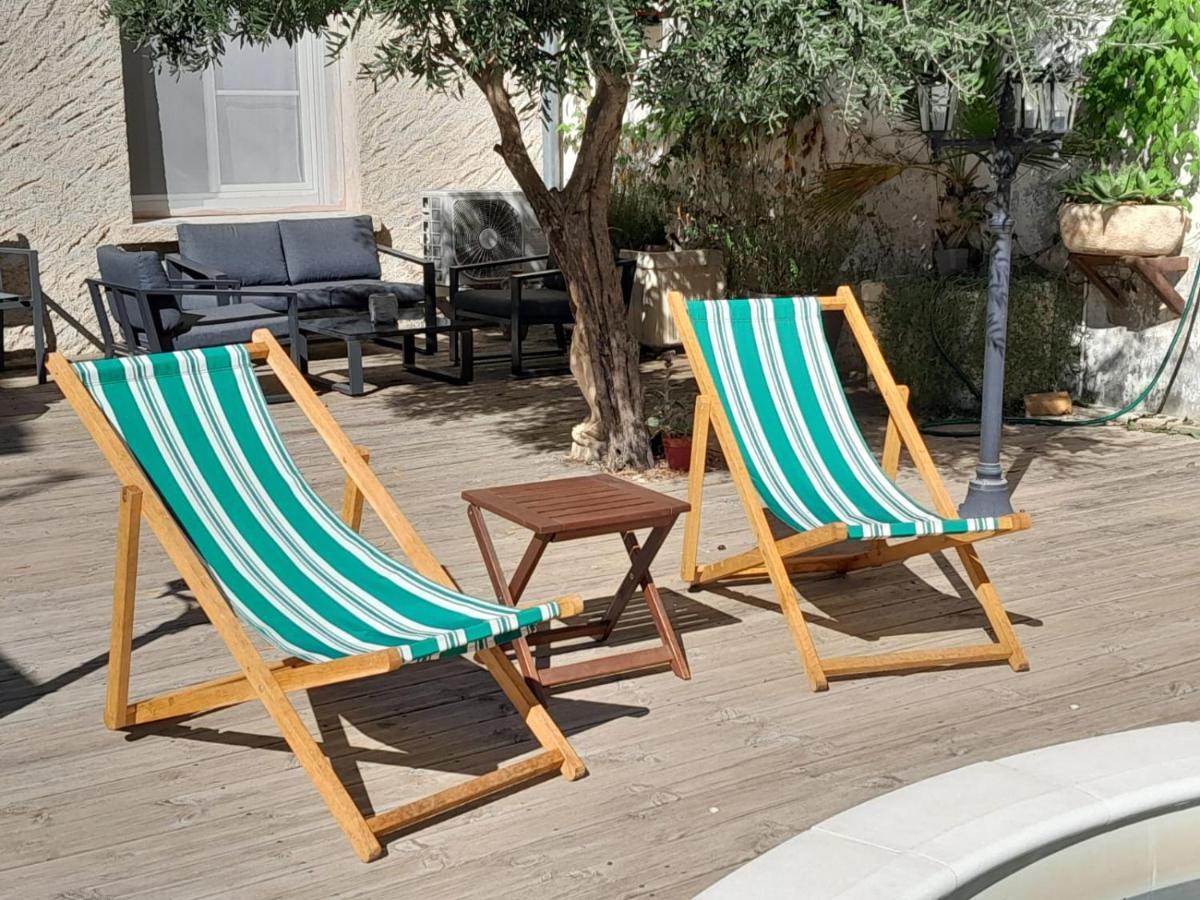 La Pause Sous Le Pin B&B Chambres D'Hotes Capestang Kültér fotó