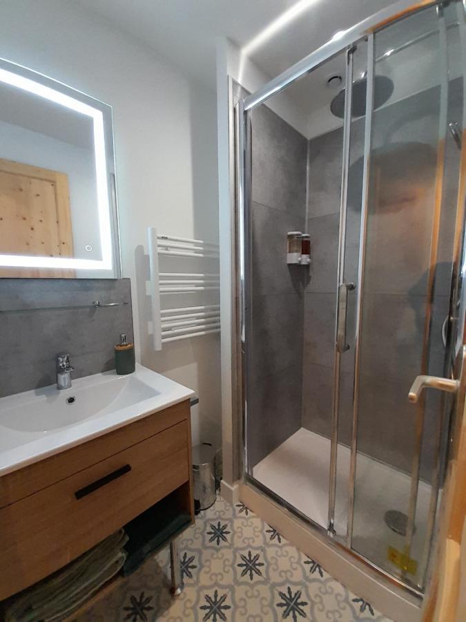La Pause Sous Le Pin B&B Chambres D'Hotes Capestang Kültér fotó