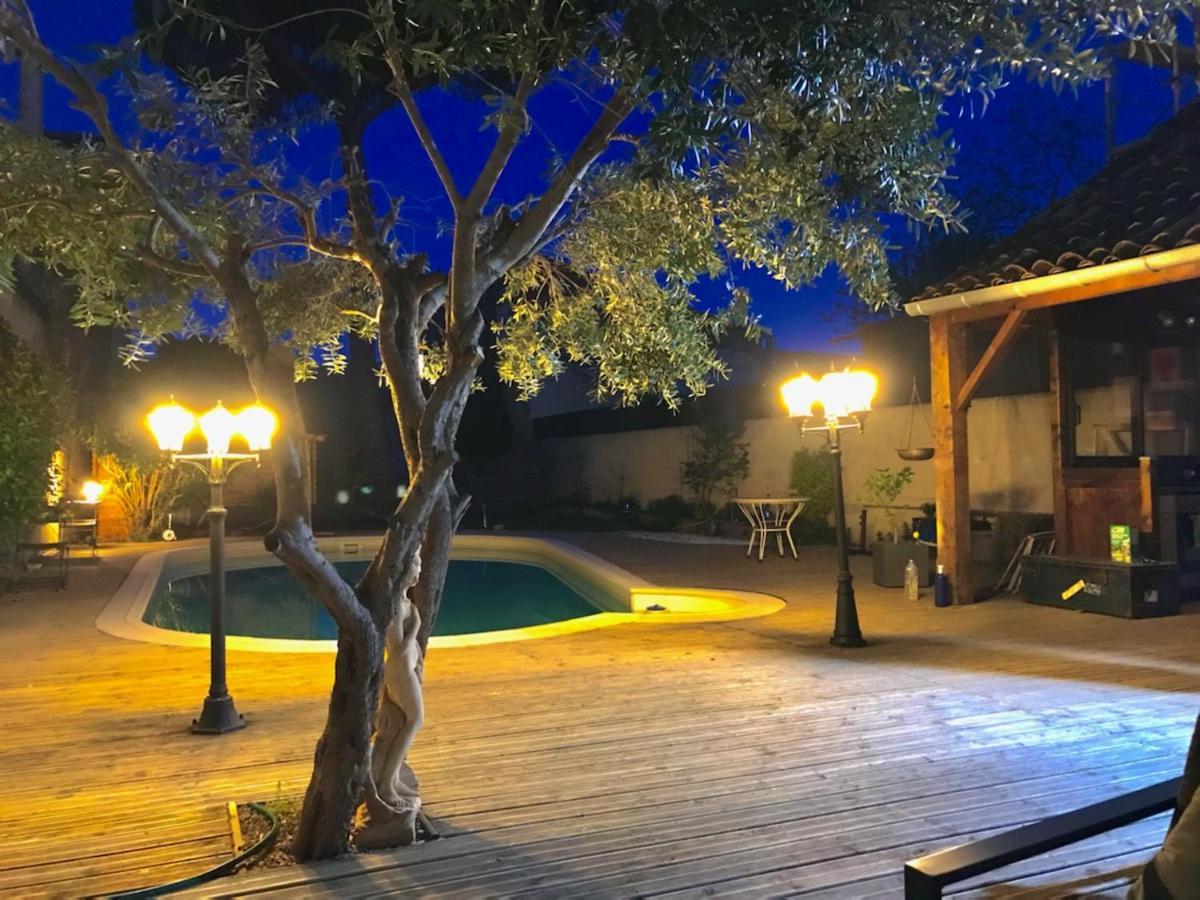 La Pause Sous Le Pin B&B Chambres D'Hotes Capestang Kültér fotó